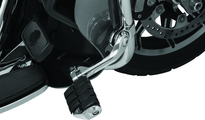 Kuryakyn Tour-Tech Cruise 6in Mount Arm With Dually ISO Pegs 1-1/4in Clamp Chrome